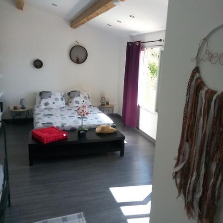 Gite Chez Mamiyo Gallargues Le Montueux ภายนอก รูปภาพ